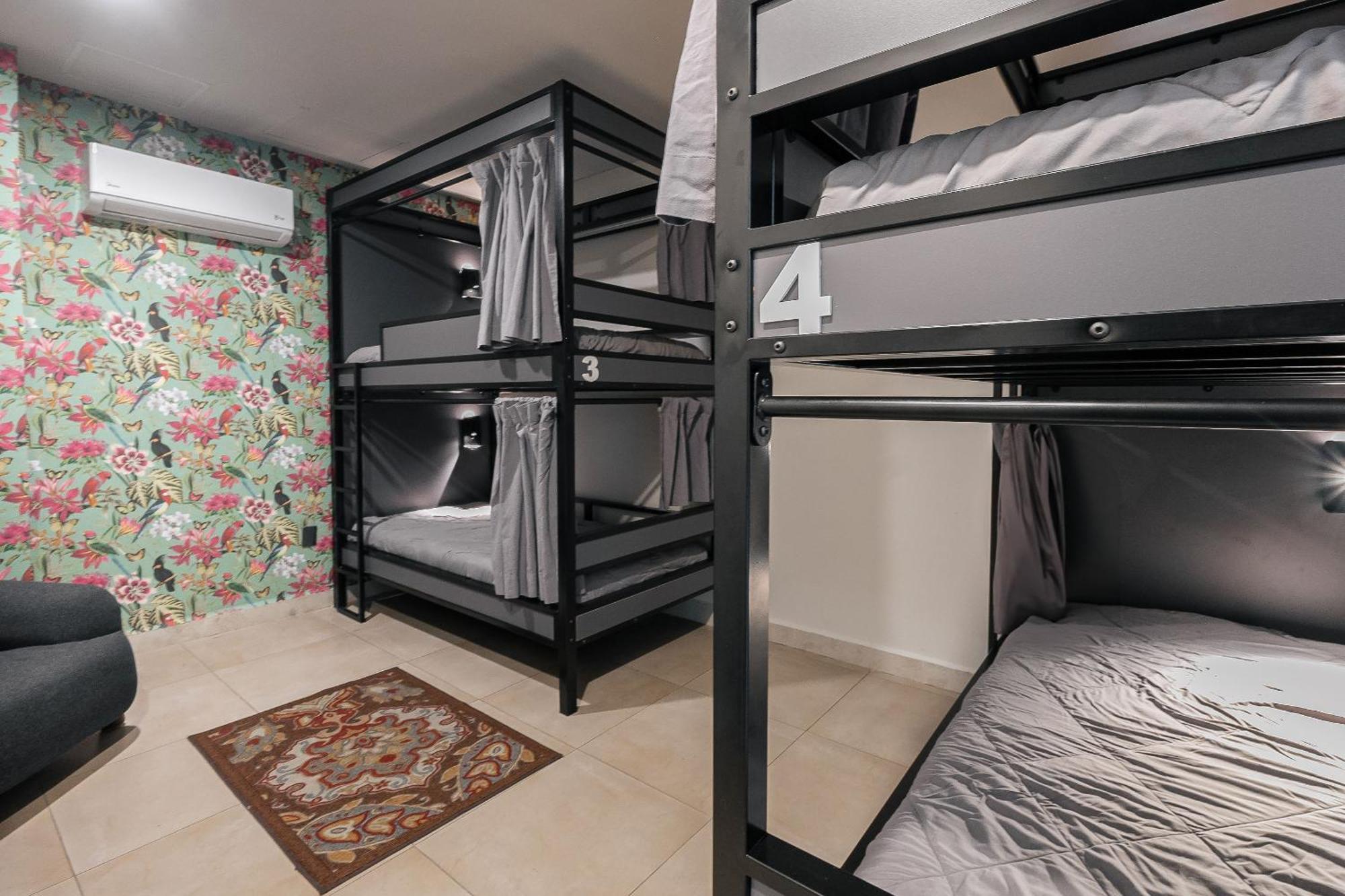 Cama En Habitacion Compartida Mixta Ciudad de México Exteriér fotografie
